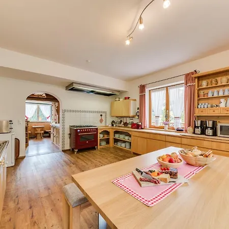 Holiday home Olpererblick